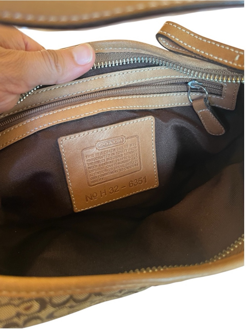 ✨COACH✨Soho Small Shoulder Bag in Khaki/Tan - Picture 5 of 5
